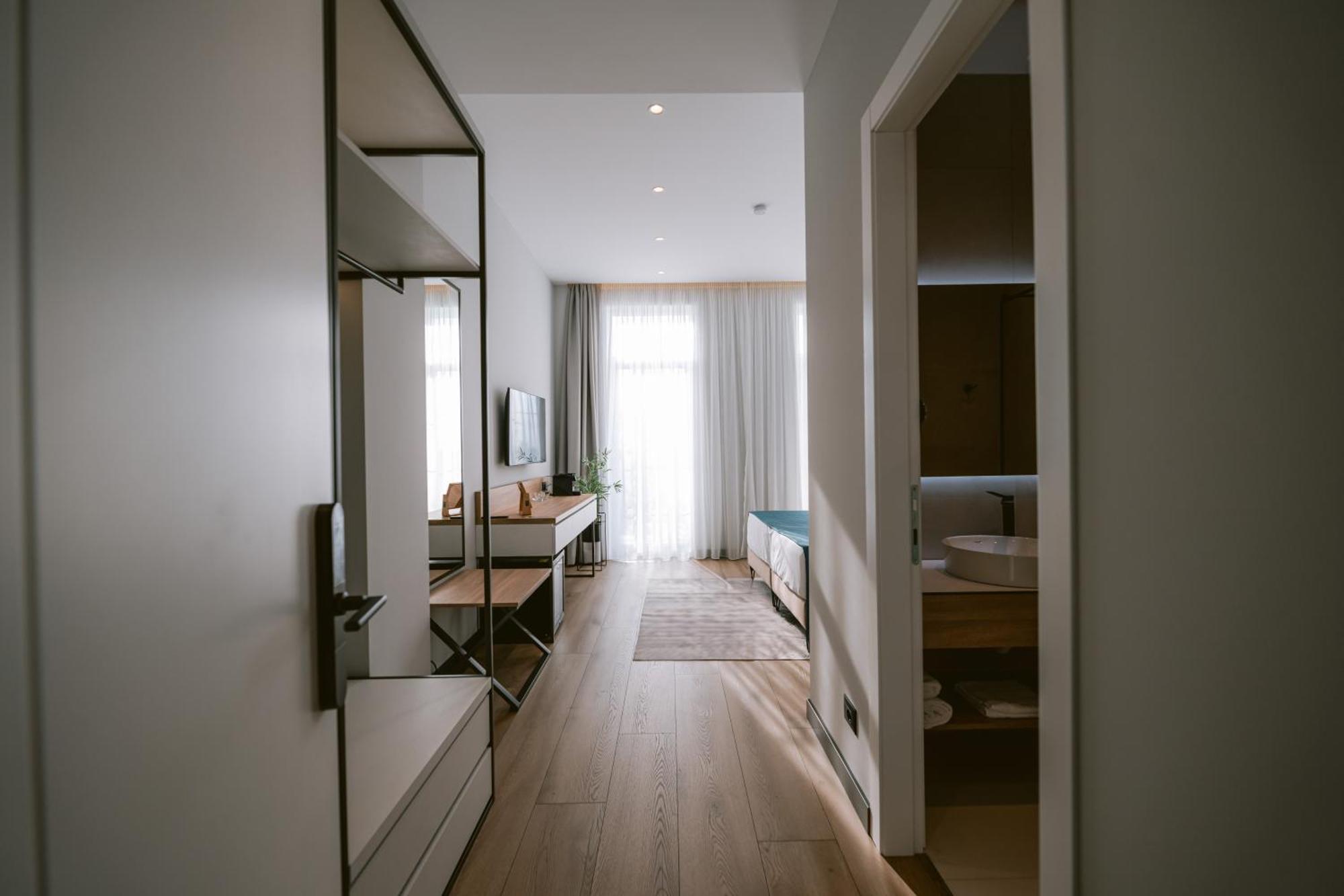 Tribute Hotel ชโคเดอร์ ภายนอก รูปภาพ